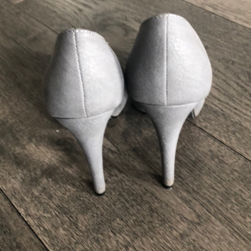 Forever 21 Woman’s pumps - Picture 5 of 8